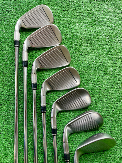 Taylormade M4 Irons 5-SW Regular Flex Right Handed Mens Golf Clubs