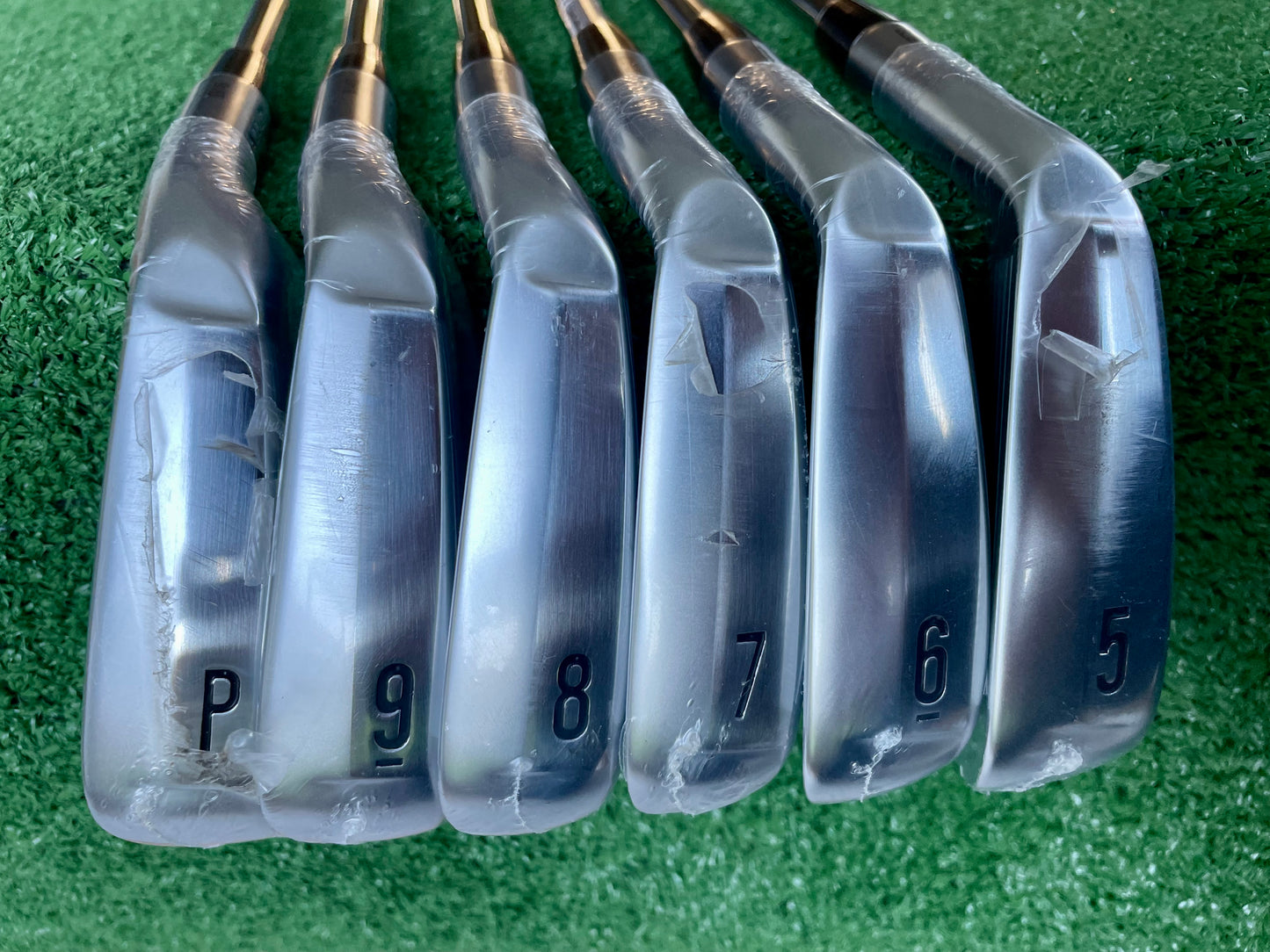 Srixon ZXiR Irons 5-PW Regular Flex Right Handed Mens Golf Clubs