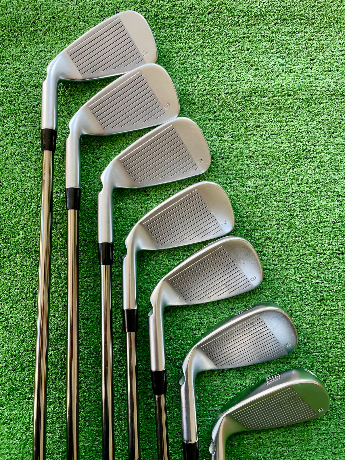 Ping G425 Irons 4-PW Senior Flex Graphite Right Handed Mens Golf Clubs