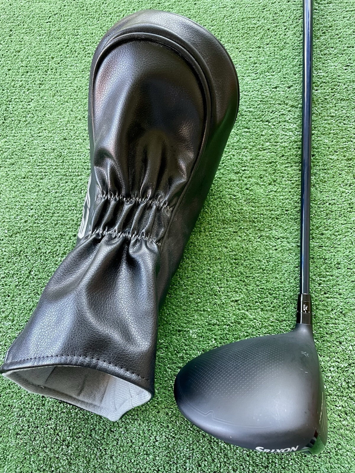 Srixon ZXi Max Driver 10.5 Degree Extra Stiff Flex Right Handed Mens Golf Club