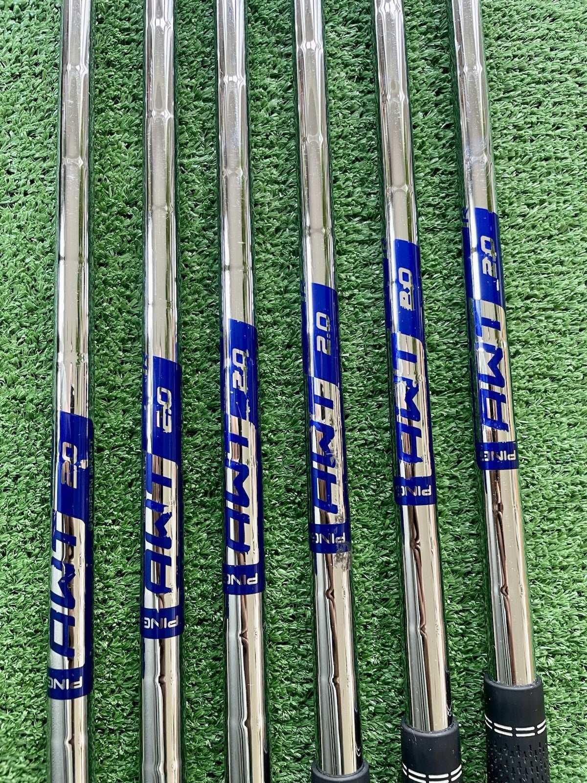 Ping G425 Irons 5-PW Regular Flex Right Hand Mens Golf Clubs