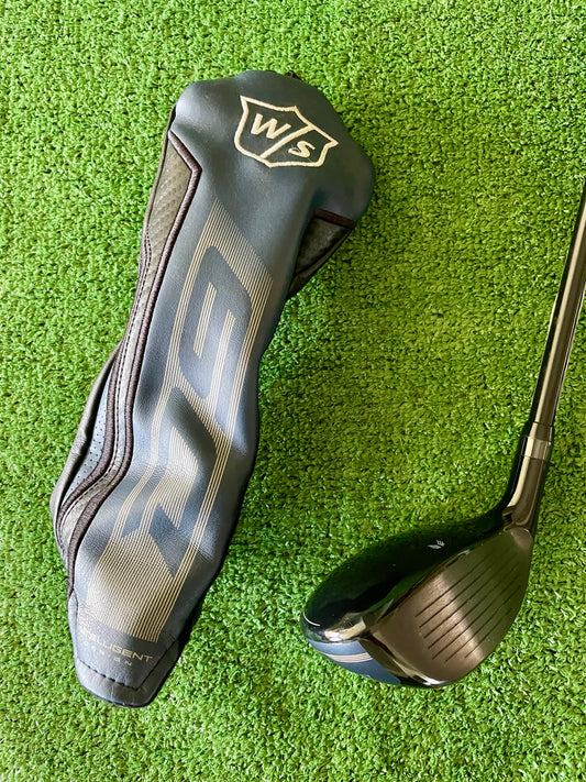 Wilson D9 Hybrid 4 Rescue Senior Flex Right Handed Mens Golf Club