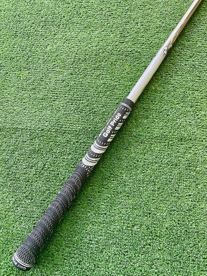 Taylormade Driver Shaft Elements Chrome 6F4T Stiff Flex 42.5"