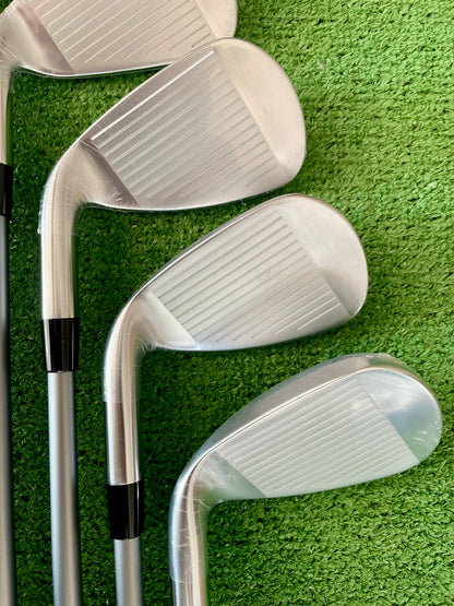 Callaway Quantum Max OS Irons 5-PW Regular Flex Graphite Right Handed Mens Golf Clubs