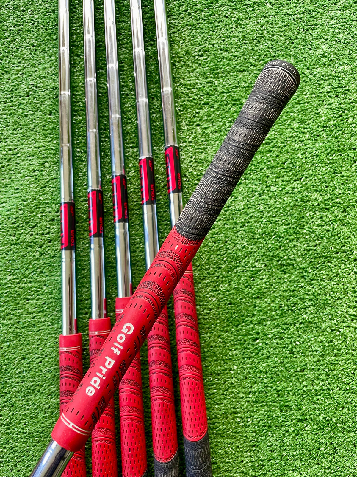 Titleist T100S Irons 5-PW Extra Stiff Flex Right Handed Mens Golf Clubs