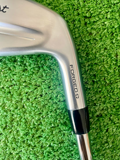 Titleist T250 Irons 5-PW Stiff Flex Right Handed Mens Golf Clubs