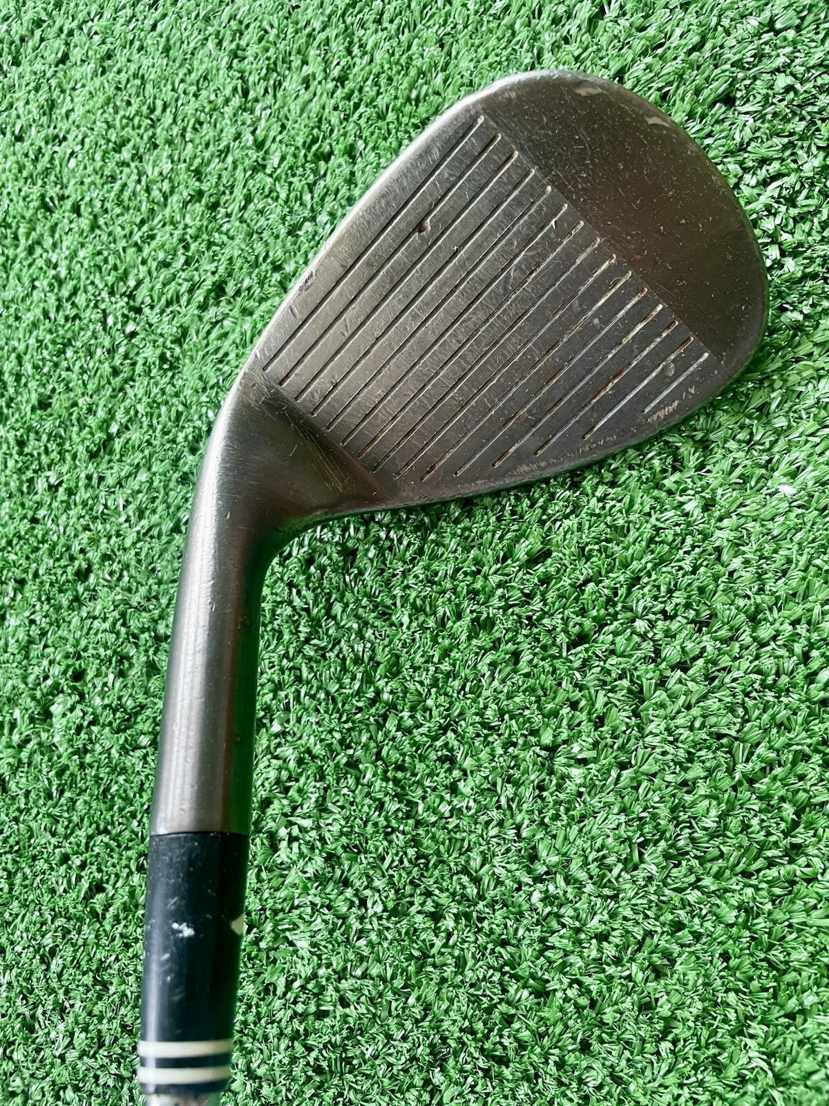 Cleveland CG11 Gap Wedge 52 Regular Flex Right Handed Mens Golf Club