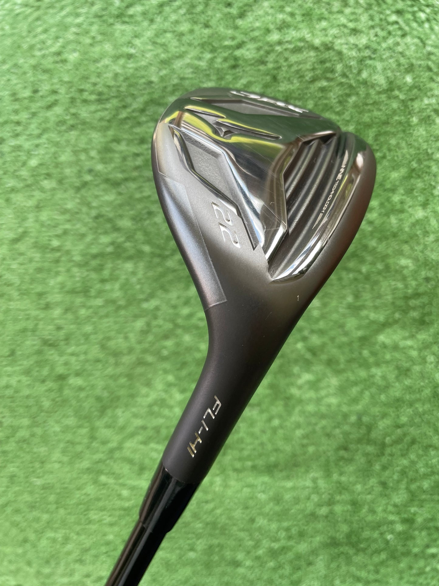 Taylormade Qi35 Hybrid 4 Regular Flex Right Handed Mens Golf Club