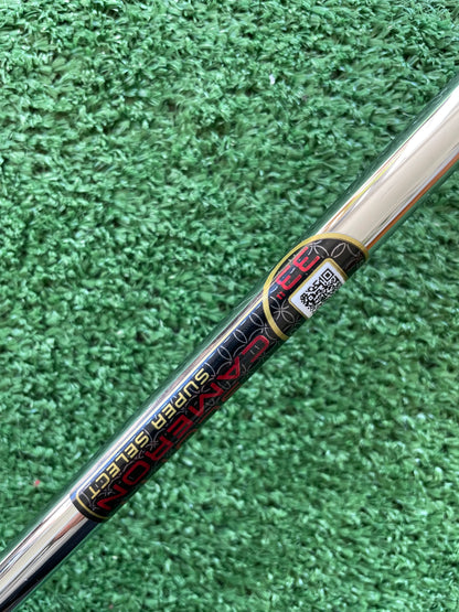 Scotty Cameron Super Select Squareback 2 Putter 33" Right Handed Mens Golf Club