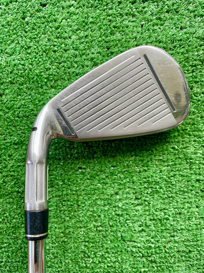 Taylormade M4 Irons 5-SW Regular Flex Right Handed Mens Golf Clubs