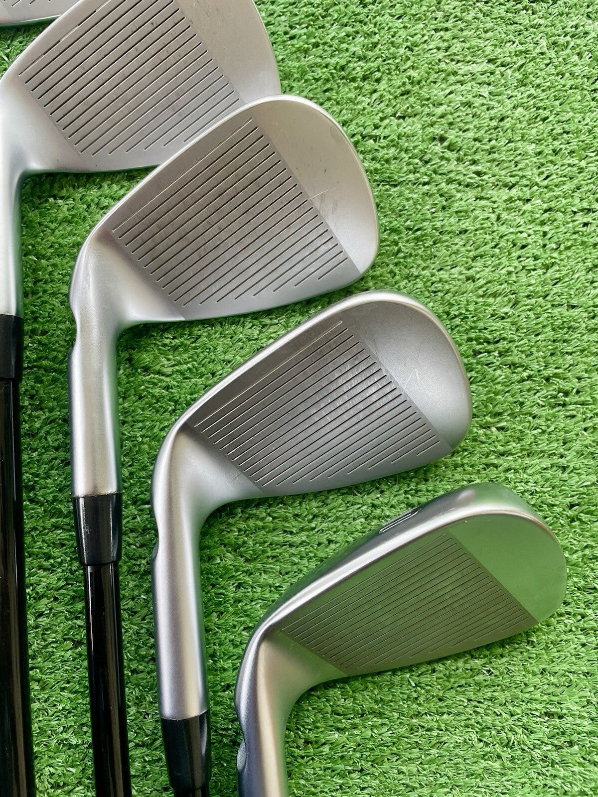 Ping i525 Forged Irons 6-PW+GW Senior Flex Graphite Right Hand Mens Golf Clubs