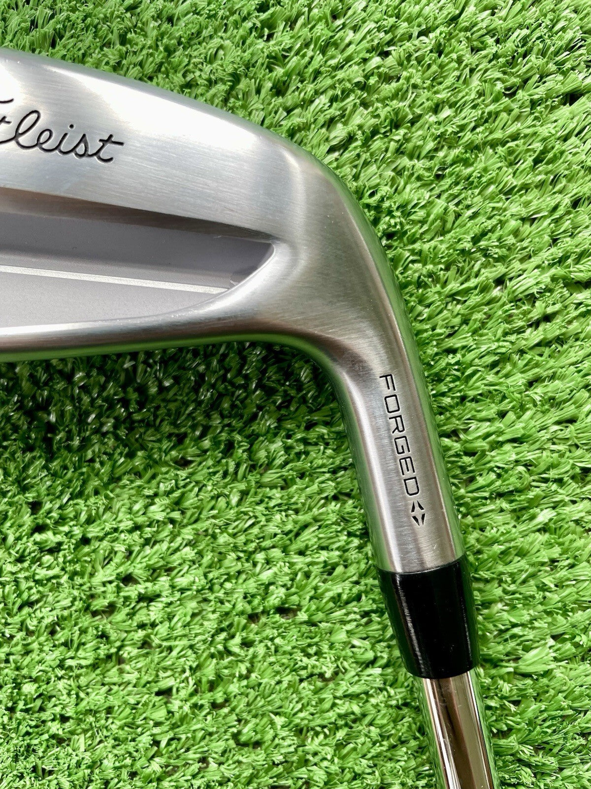Titleist T100 Irons Current Model 4-PW Stiff Flex Right Handed Mens Golf Clubs