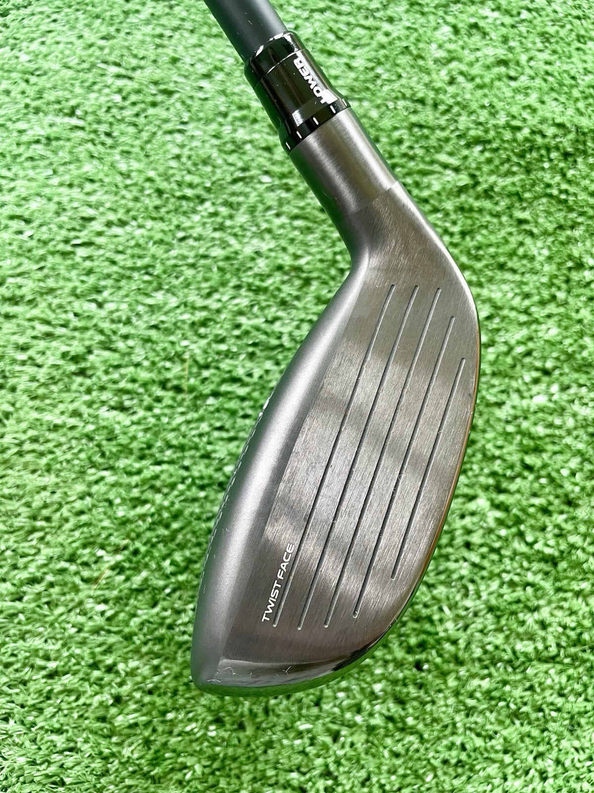 Taylormade Qi35 Hybrid 4 Rescue 4H Regular Flex Right Handed Mens Golf Club