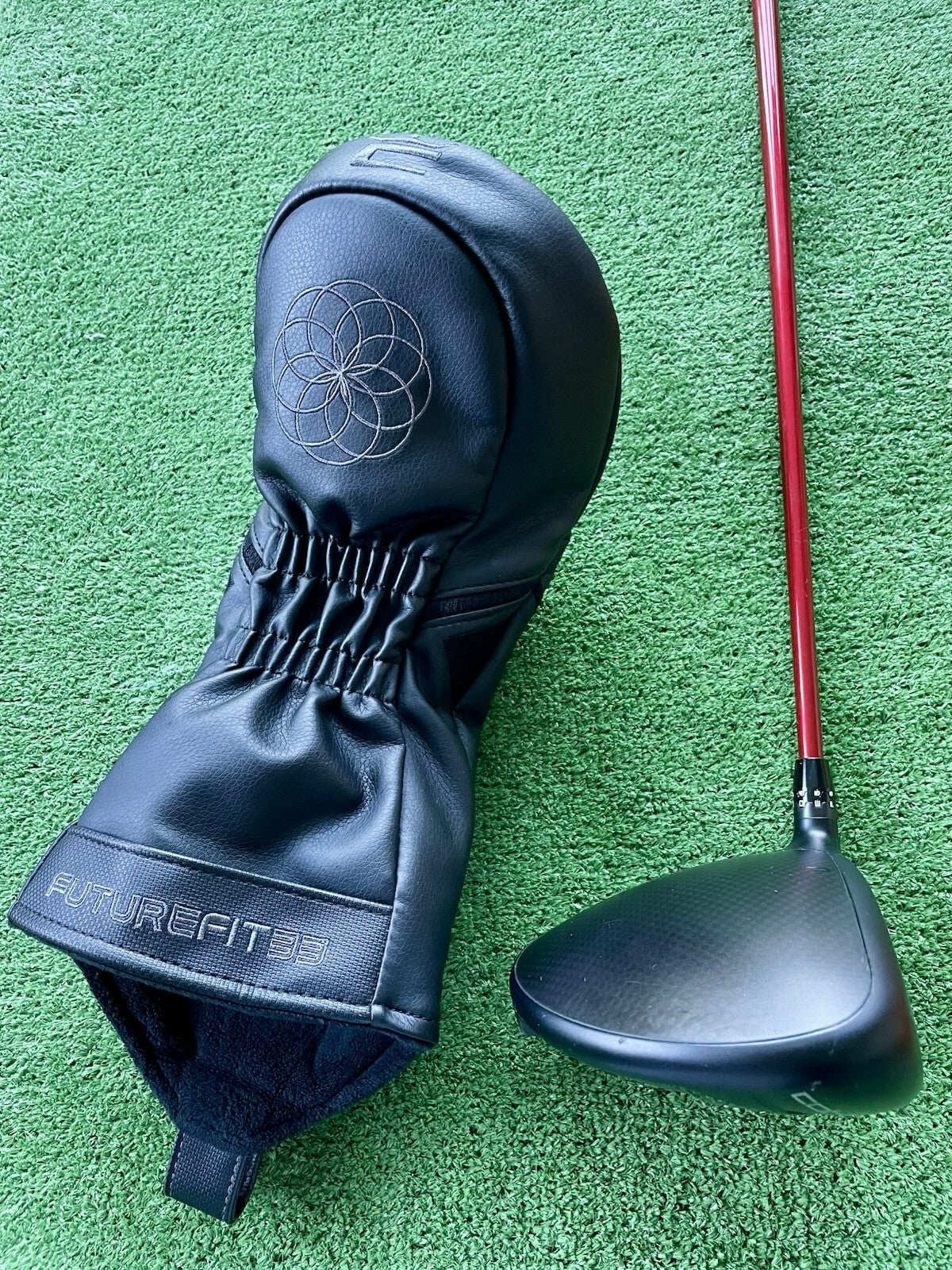 Cobra DS Adapt Max D Driver 10.5 Degree Senior Flex Right Handed Mens Golf Club