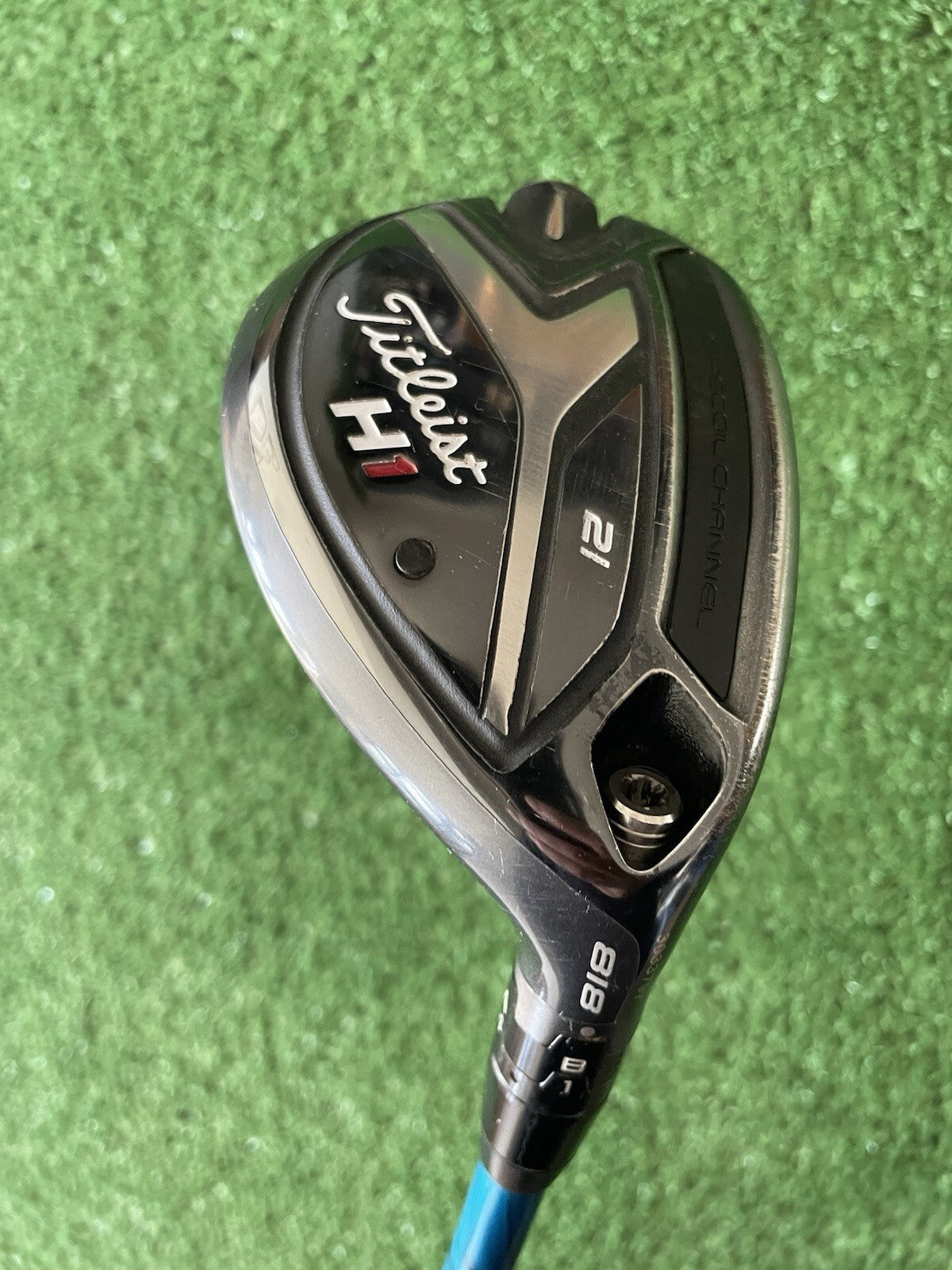 Titleist 818 H1 Hybrid 4 Rescue Regular Flex Right Handed Mens Golf Club