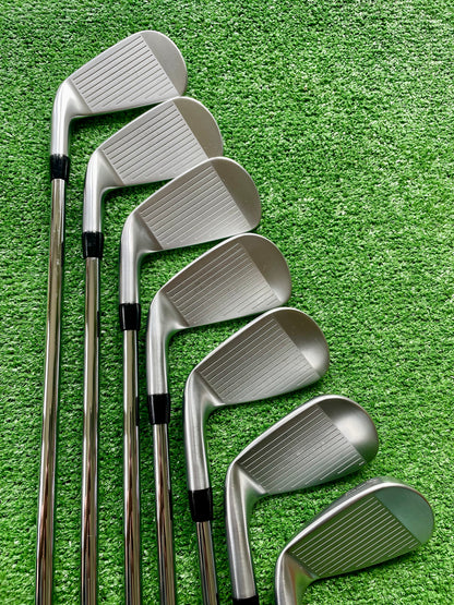 Titleist T100 / T150 Combo Irons 4-PW Extra Stiff Flex Flex Right Handed Mens Golf Clubs