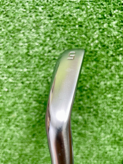 Mizuno JPX921 Forged Irons 5-PW Regular Flex Right Handed Mens Golf Clubs