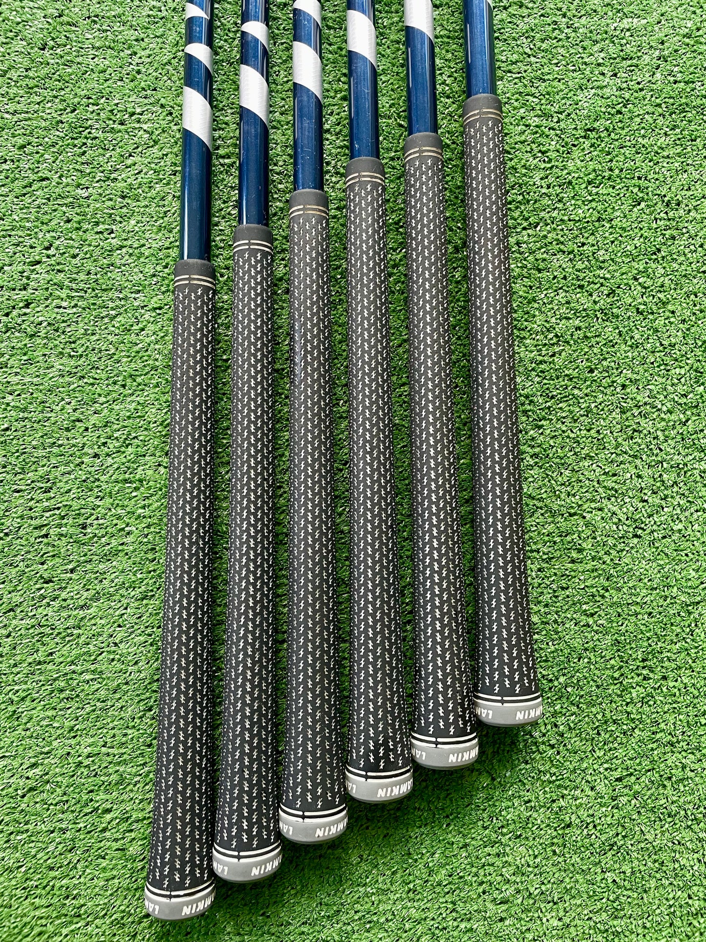 Taylormade Sim 2 Max Irons 5-PW Regular Flex Graphite Right Handed Mens Golf Clubs