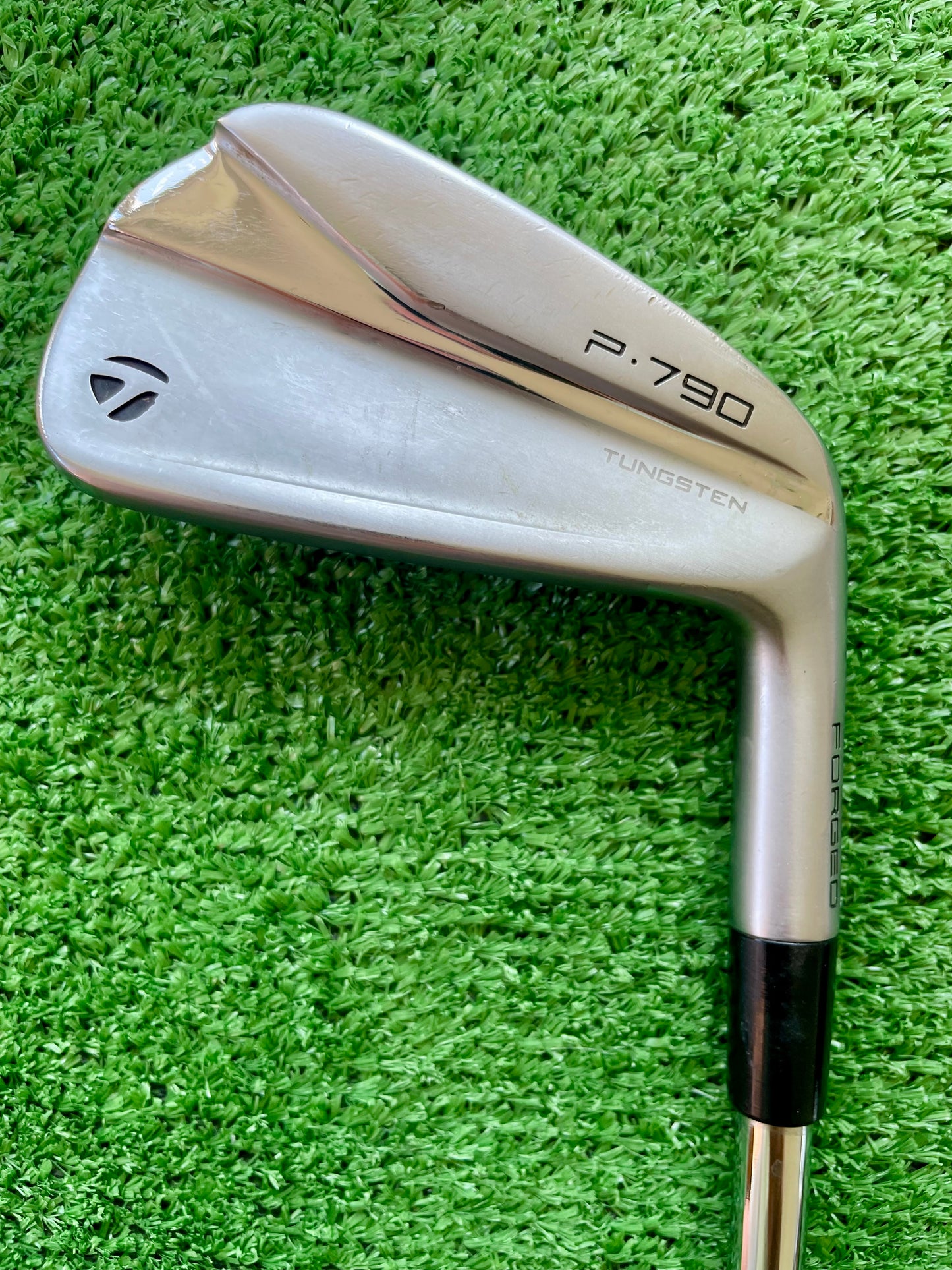 Taylormade P790 Irons 5-PW Regular Flex Right Handed Mens Golf Clubs