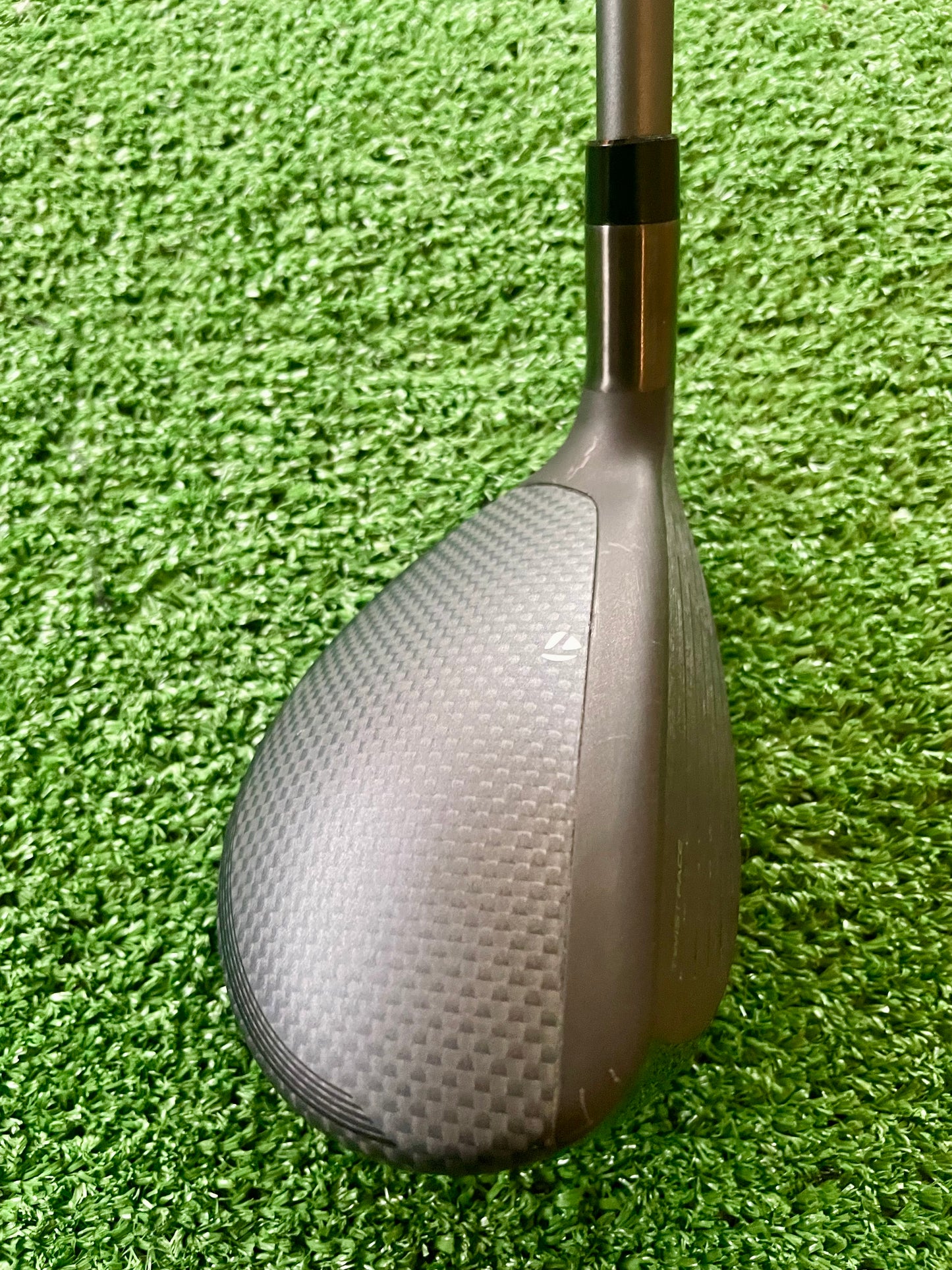 Taylormade Qi35 Max Hybrid 4 Rescue Regular Flex Right Handed Mens Golf Club