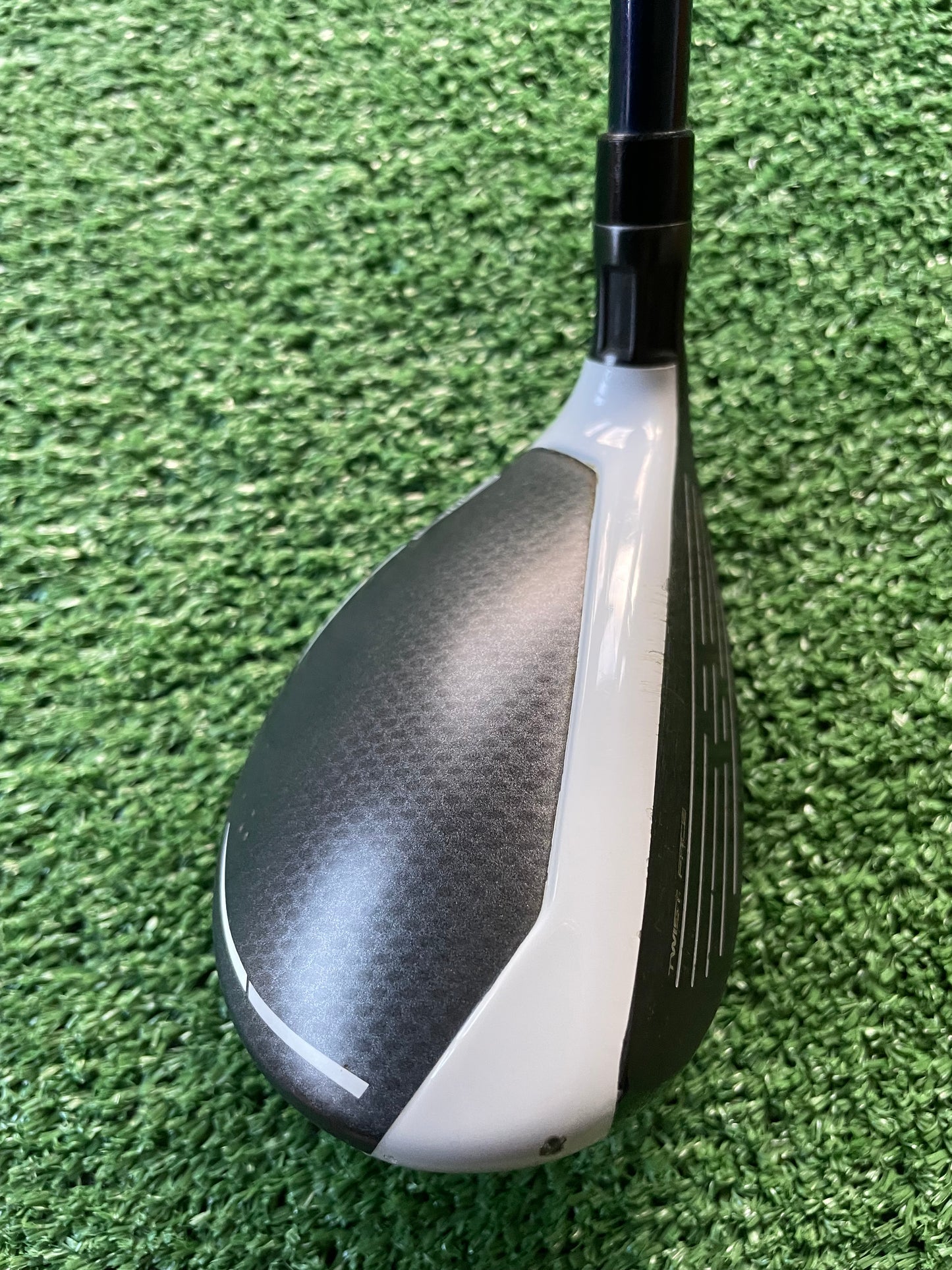 Taylormade Sim Max Hybrid 4 Rescue Regular Flex Right Handed Mens Golf Club