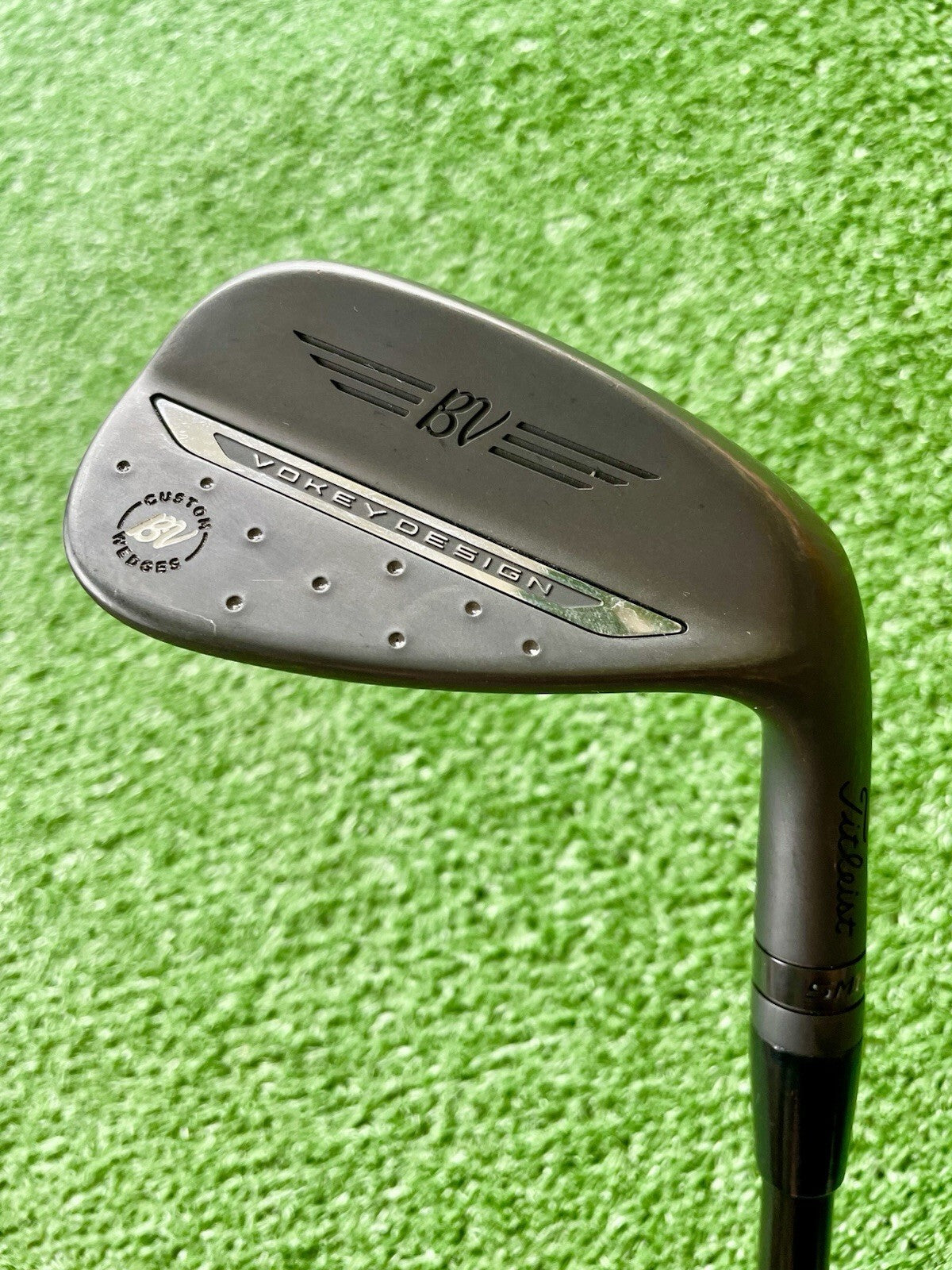 Titleist Vokey SM11 Custom Black Gap Wedge 48 10F Extra Stiff Mens Golf Clubs
