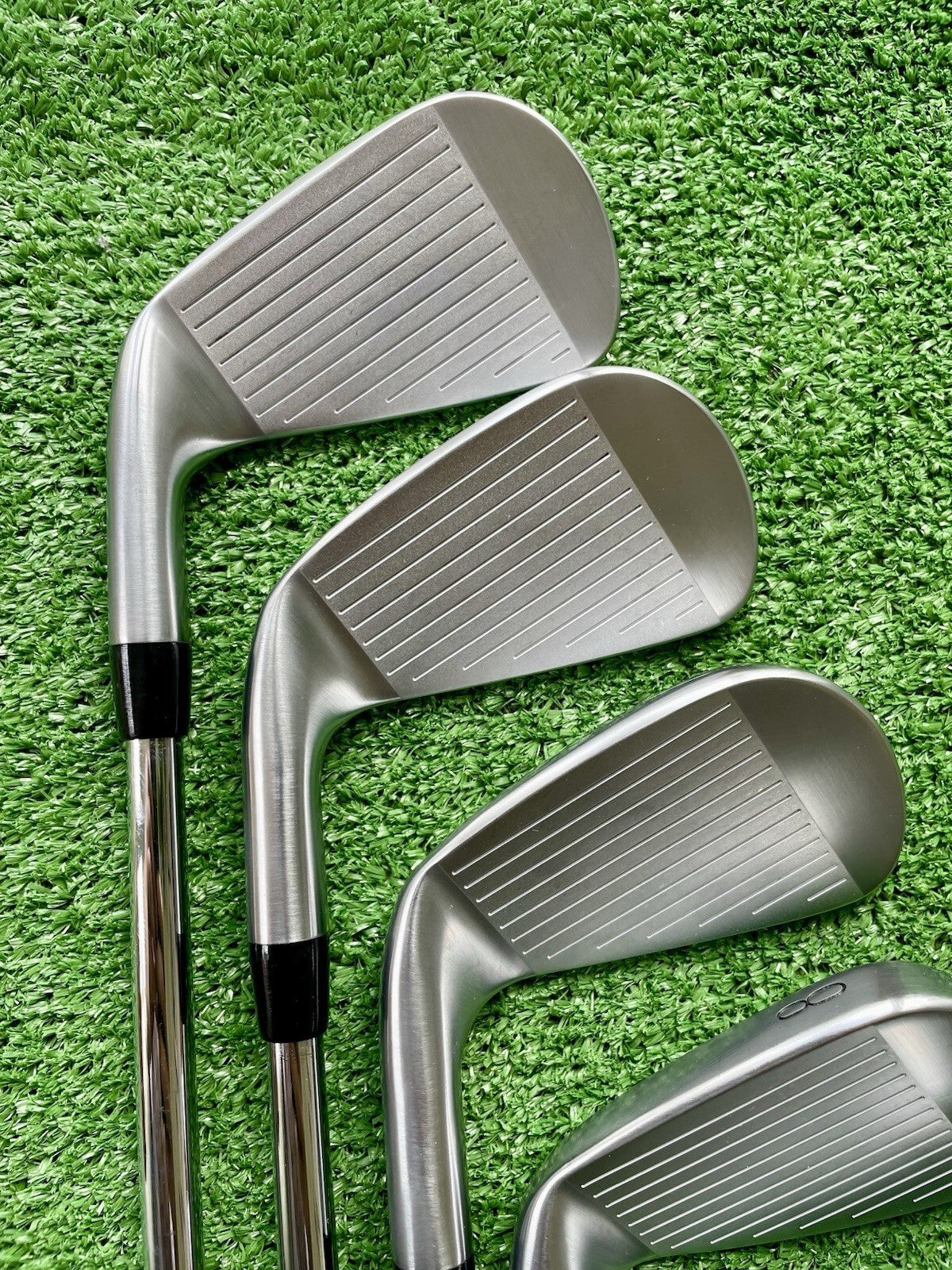 Titleist T100 Irons 5-PW Regular Flex Right Handed Mens Golf Clubs