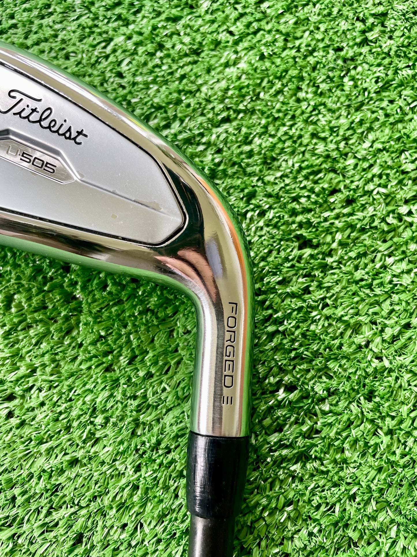 Titleist U505 Utility 2 Iron Extra Stiff Flex Tour AD Graphite Design Shaft Right Handed Mens Golf Club