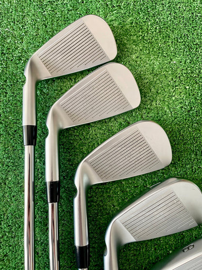 Ping i530 / i240 Combo Irons 4-PW Regular Flex Right Handed Mens Golf Clubs
