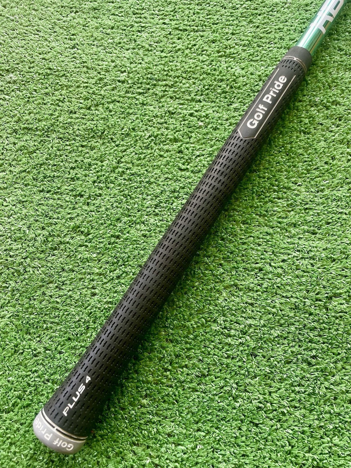 KBS Tour Driven Cat 4 Seventy Fairway Shaft Extra Stiff Taylormade Adaptor Grip