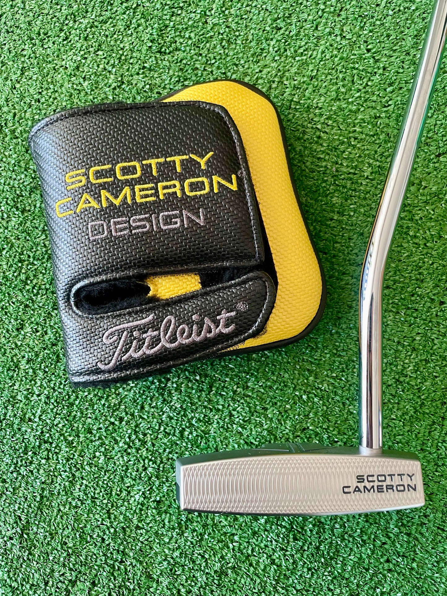 Scotty Cameron Phantom 11 Putter 35" Right Handed Mens Golf Club
