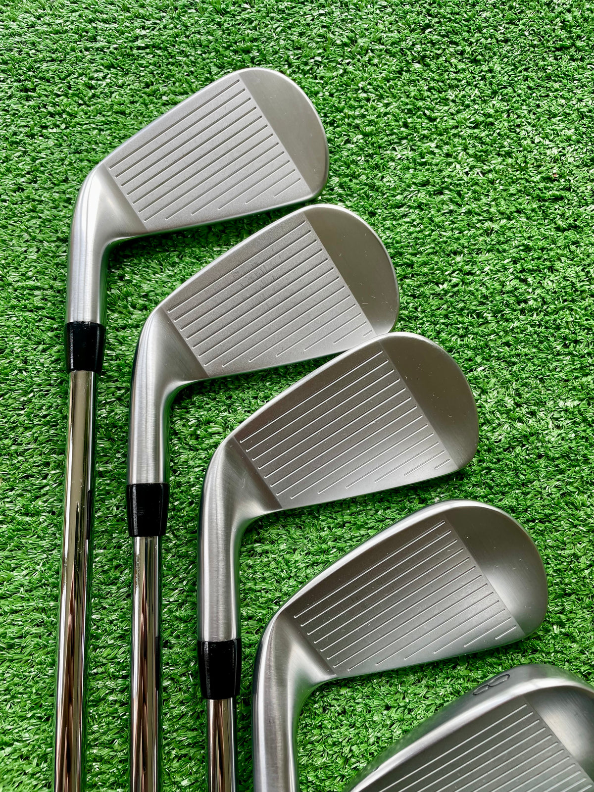 Titleist T100 / T150 Combo Irons 4-PW Extra Stiff Flex Flex Right Handed Mens Golf Clubs