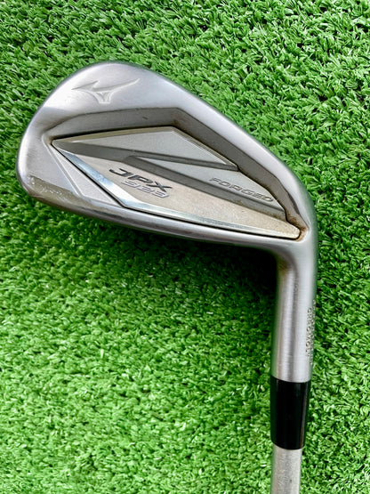 Mizuno JPX923 Forged Irons 5-PW Stiff Flex Right Handed Mens Golf Clubs