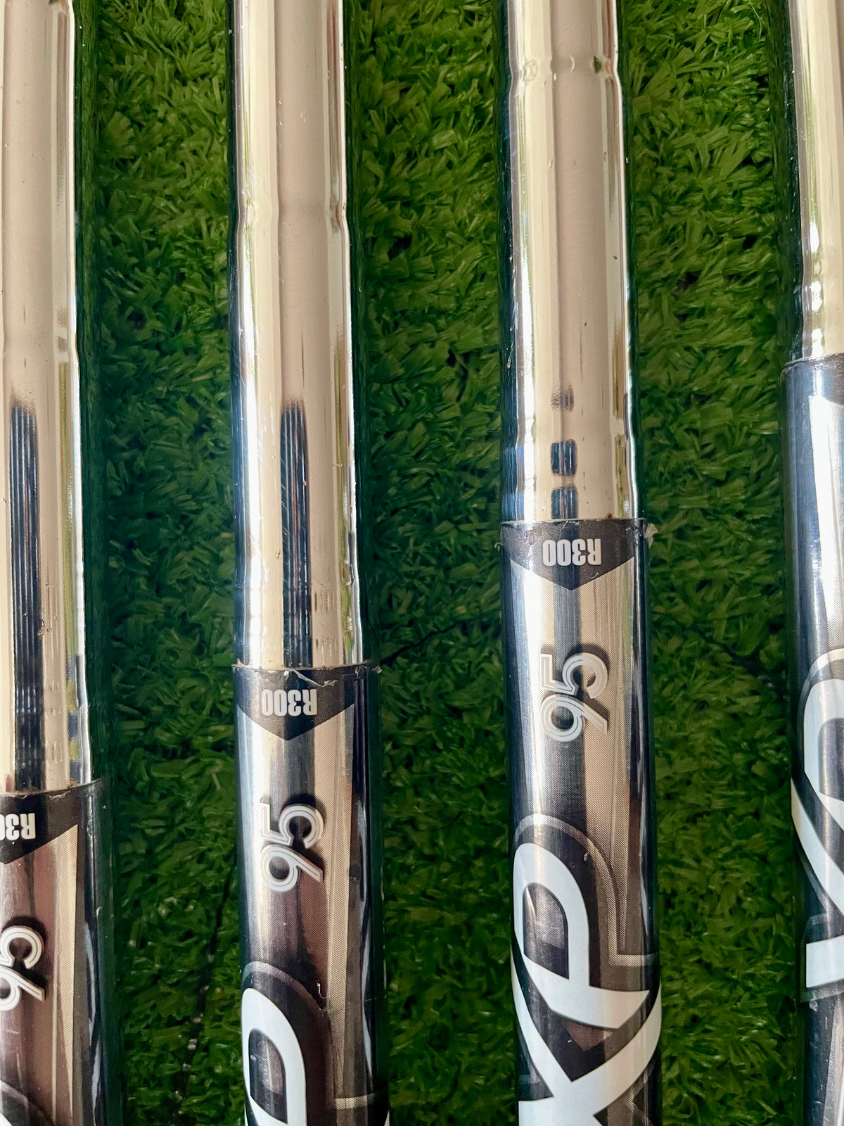 Ping G410 Irons 5-PW Regular Flex Right Handed Mens Golf Clubs