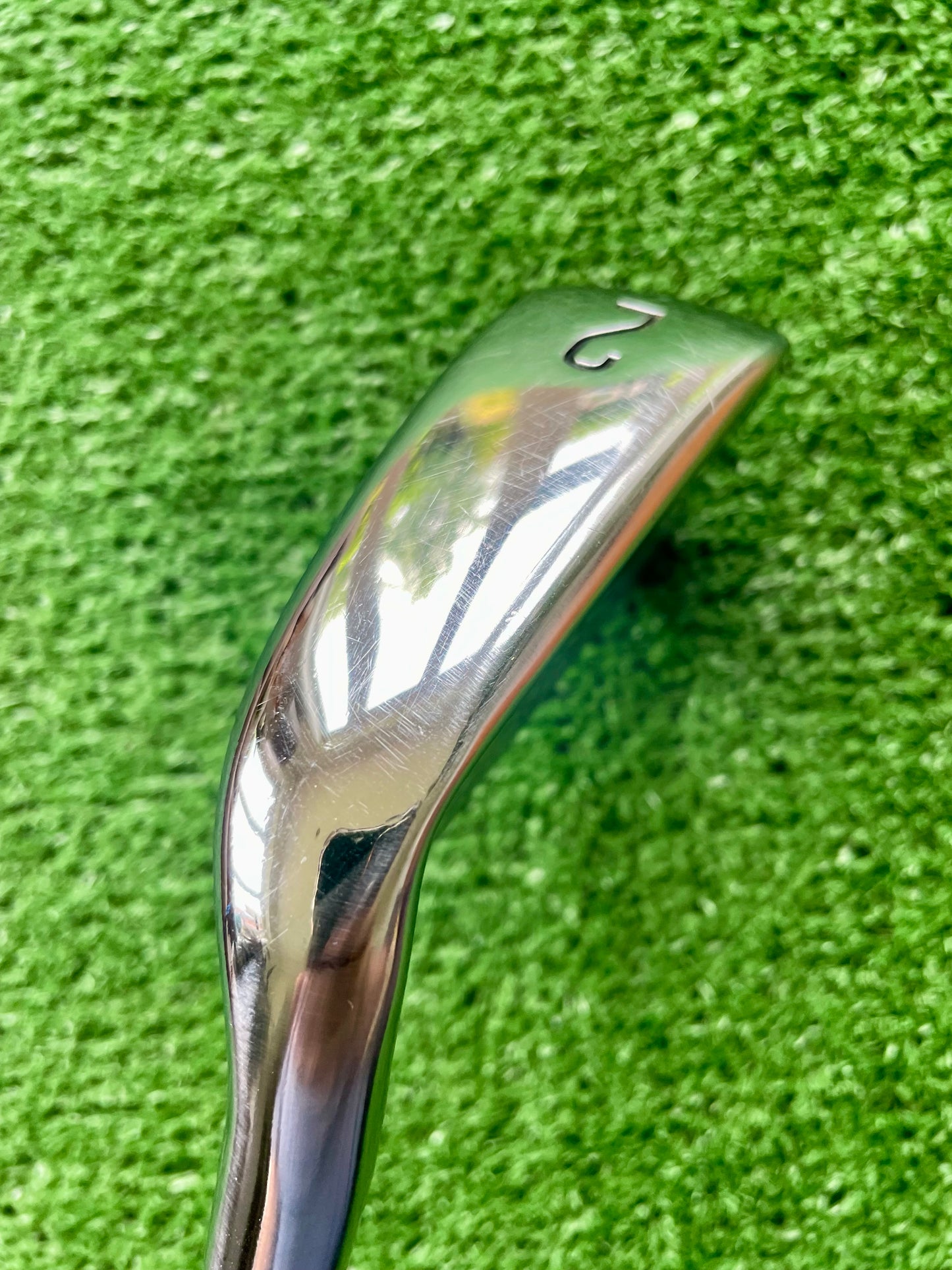 Titleist U505 Utility 2 Iron Extra Stiff Flex Tour AD Graphite Design Shaft Right Handed Mens Golf Club