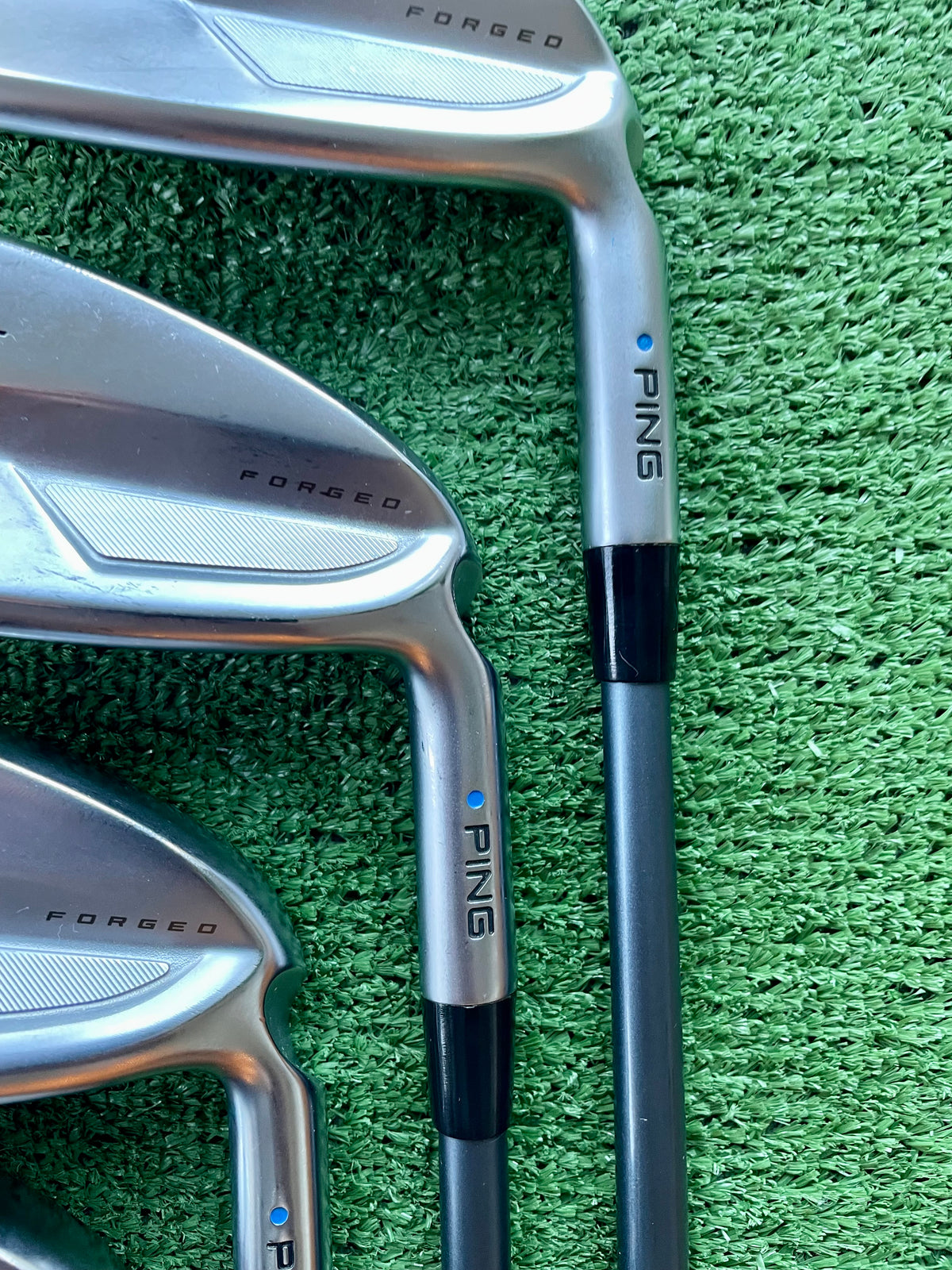 Ping i525 Forged Irons 6-PW+UW Senior Flex Graphite Right Handed Mens Golf Clubs