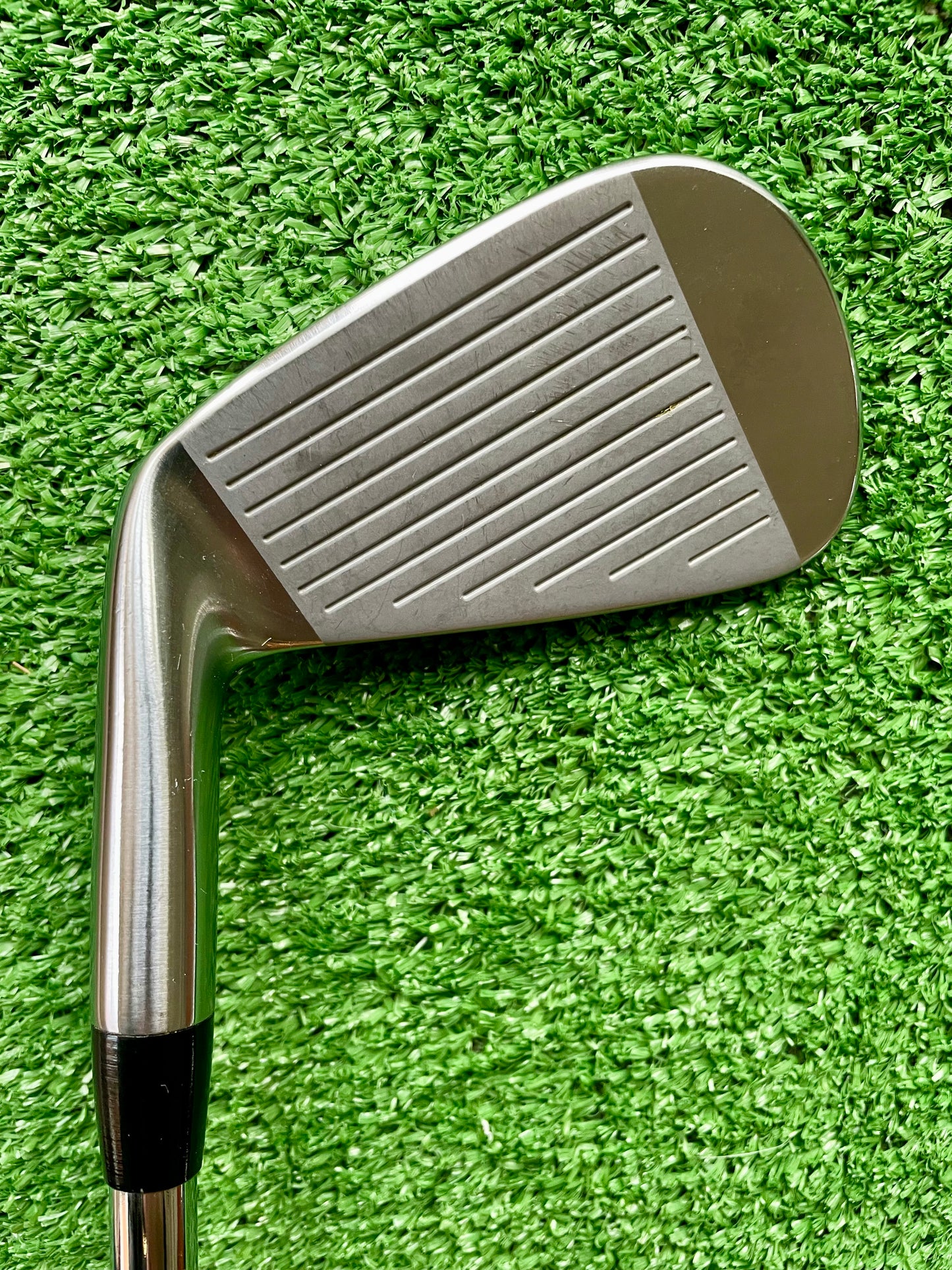 Mizuno Pro 221 Irons 5-PW Regular Flex Right Handed Mens Golf Clubs