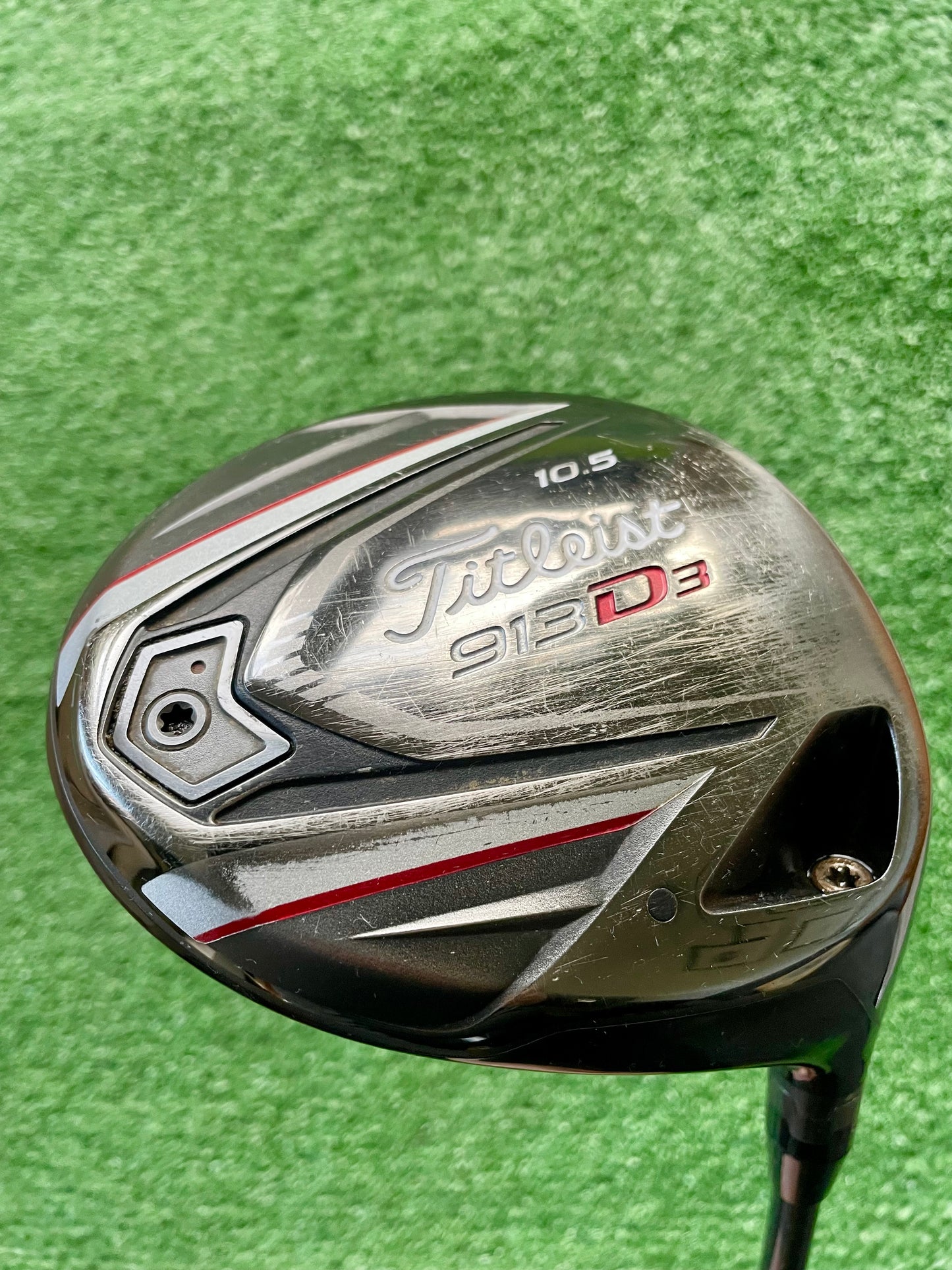 Titleist 913 D3 Driver 10.5 Degree Stiff Flex Right Handed Mens Golf Club