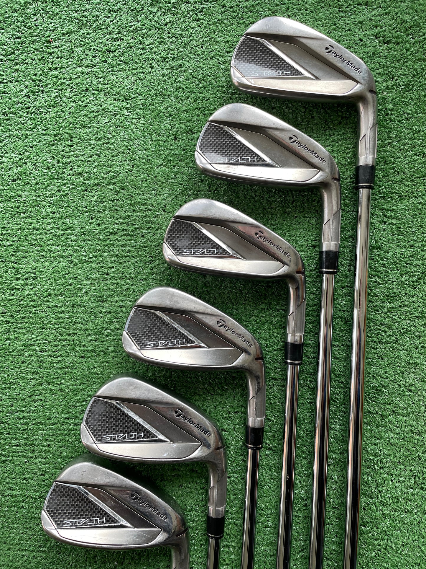 Taylormade Stealth Irons 5-PW Stiff Flex Right Handed Mens Golf Clubs