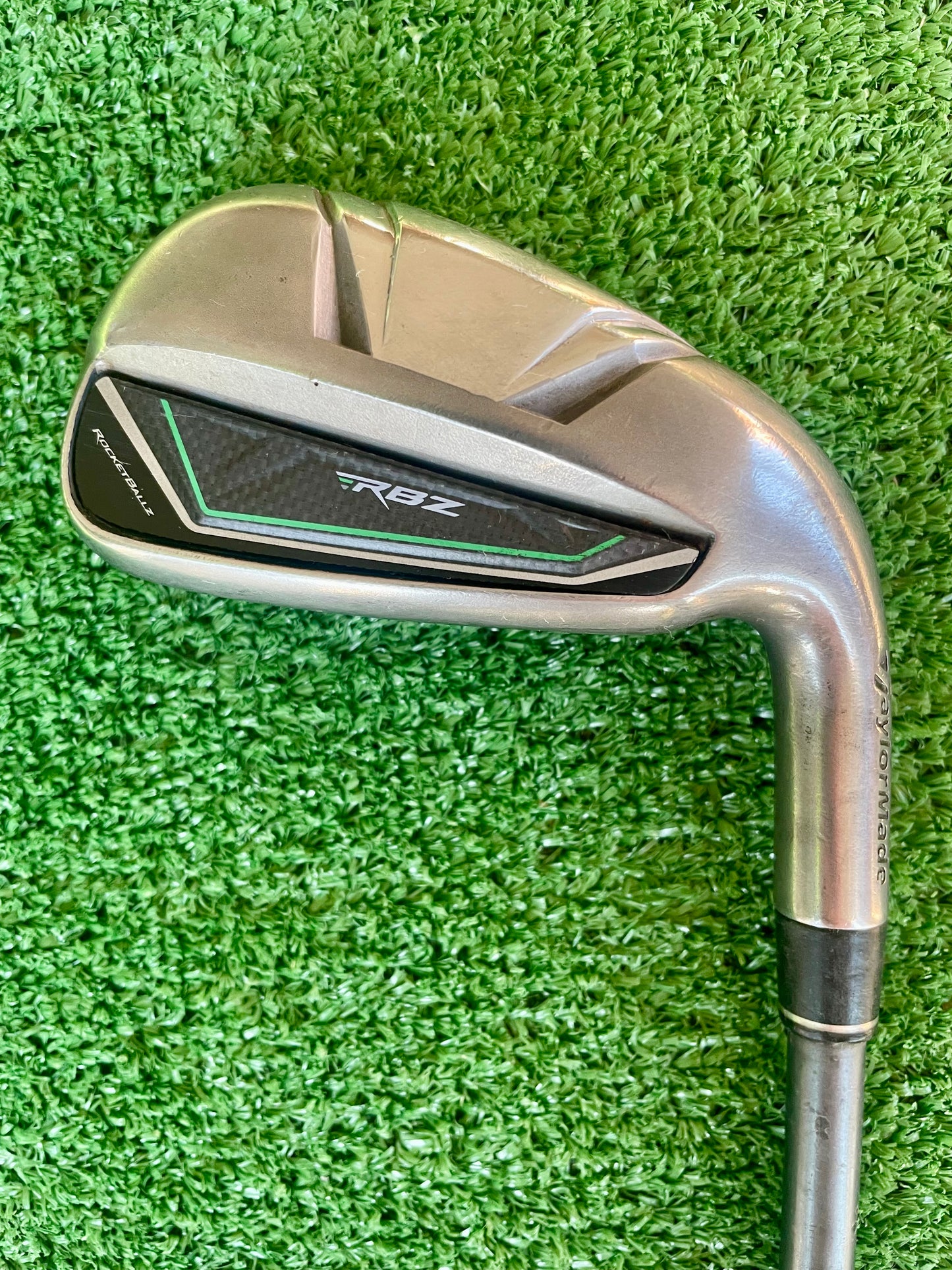 Taylormade RBZ Irons 5-SW Regular Flex Graphite Right Handed Mens Golf Clubs