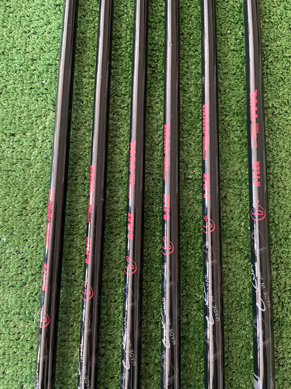 Cleveland Launcher UHX Irons 5-PW Regular Flex Graphite Right Handed Mens Golf Clubs