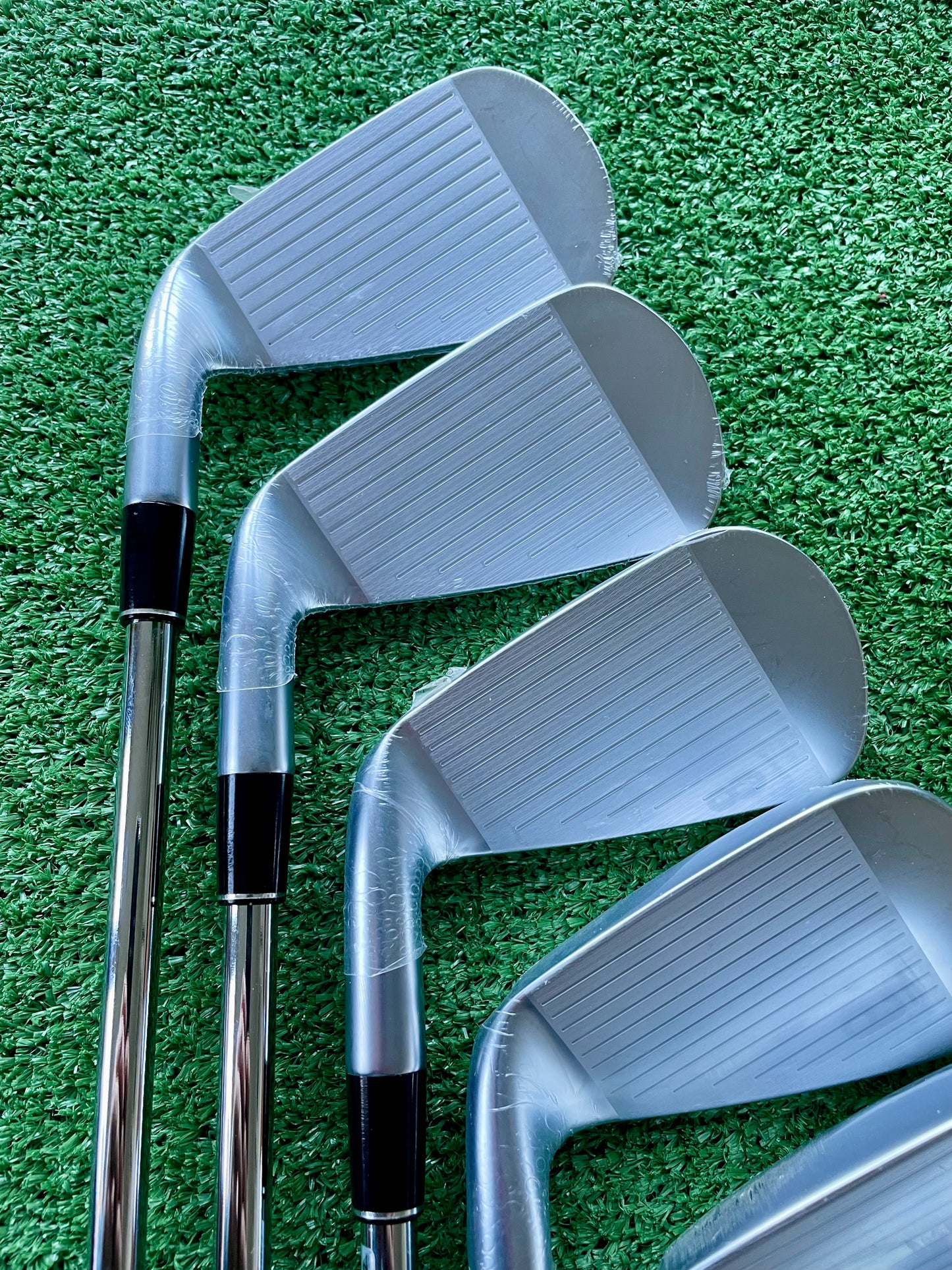 Srixon ZXiR Irons 5-PW Regular Flex Right Handed Mens Golf Clubs