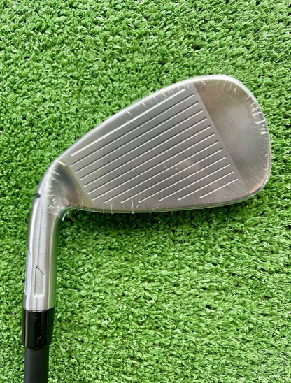 Taylormade Qi Max Irons 5-PW Regular Flex Graphite Right Handed Mens Golf Clubs