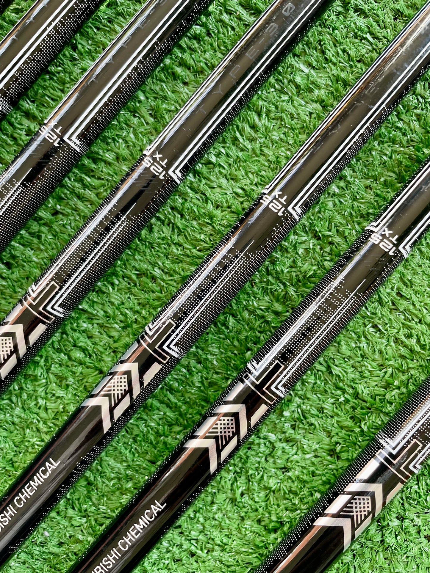 Titleist 620 Forged Combo Irons 4-PW Extra Stiff (TX) Flex Right Handed Mens Golf Clubs