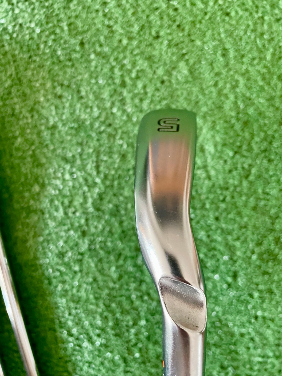 Ping G410 Irons 5-PW Regular Flex Right Handed Mens Golf Clubs