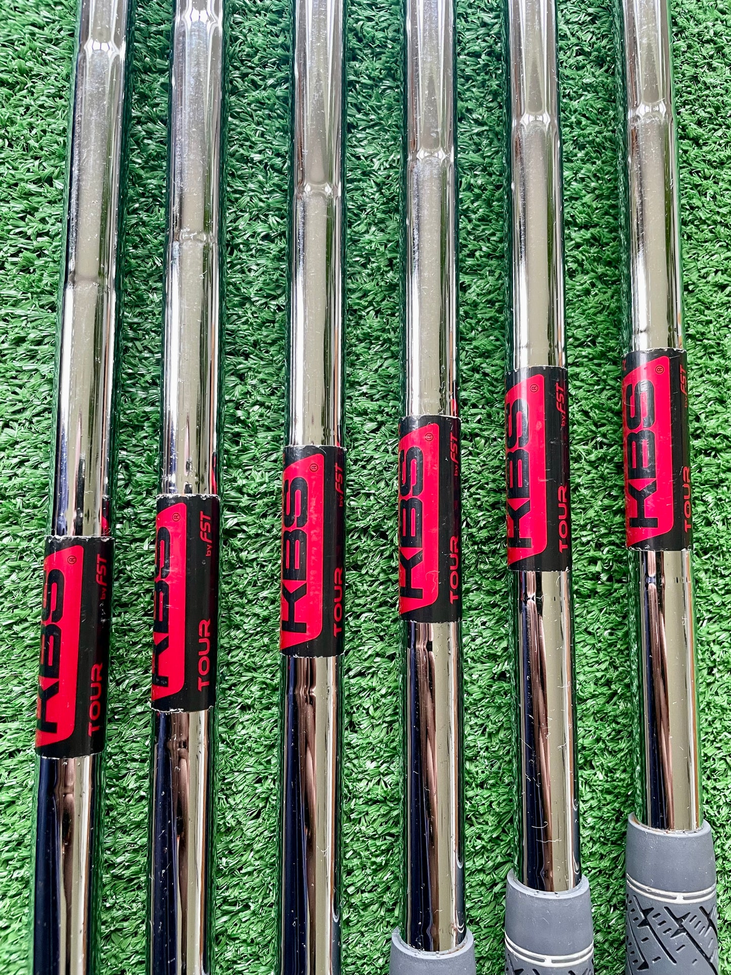 Taylormade P770 Irons 5-PW Regular Flex Right Handed Mens Golf Clubs