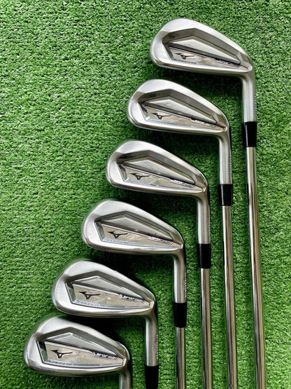 Mizuno JPX921 Forged Irons 5-PW Regular Flex Right Handed Mens Golf Clubs