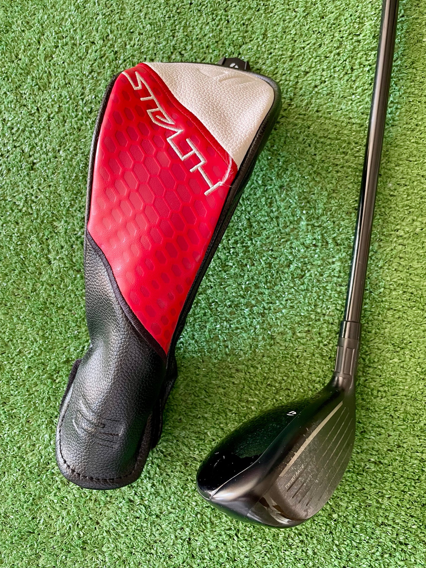 Taylormade Stealth 2 Hybrid 3 Rescue Regular Flex Right Handed Mens Golf Club