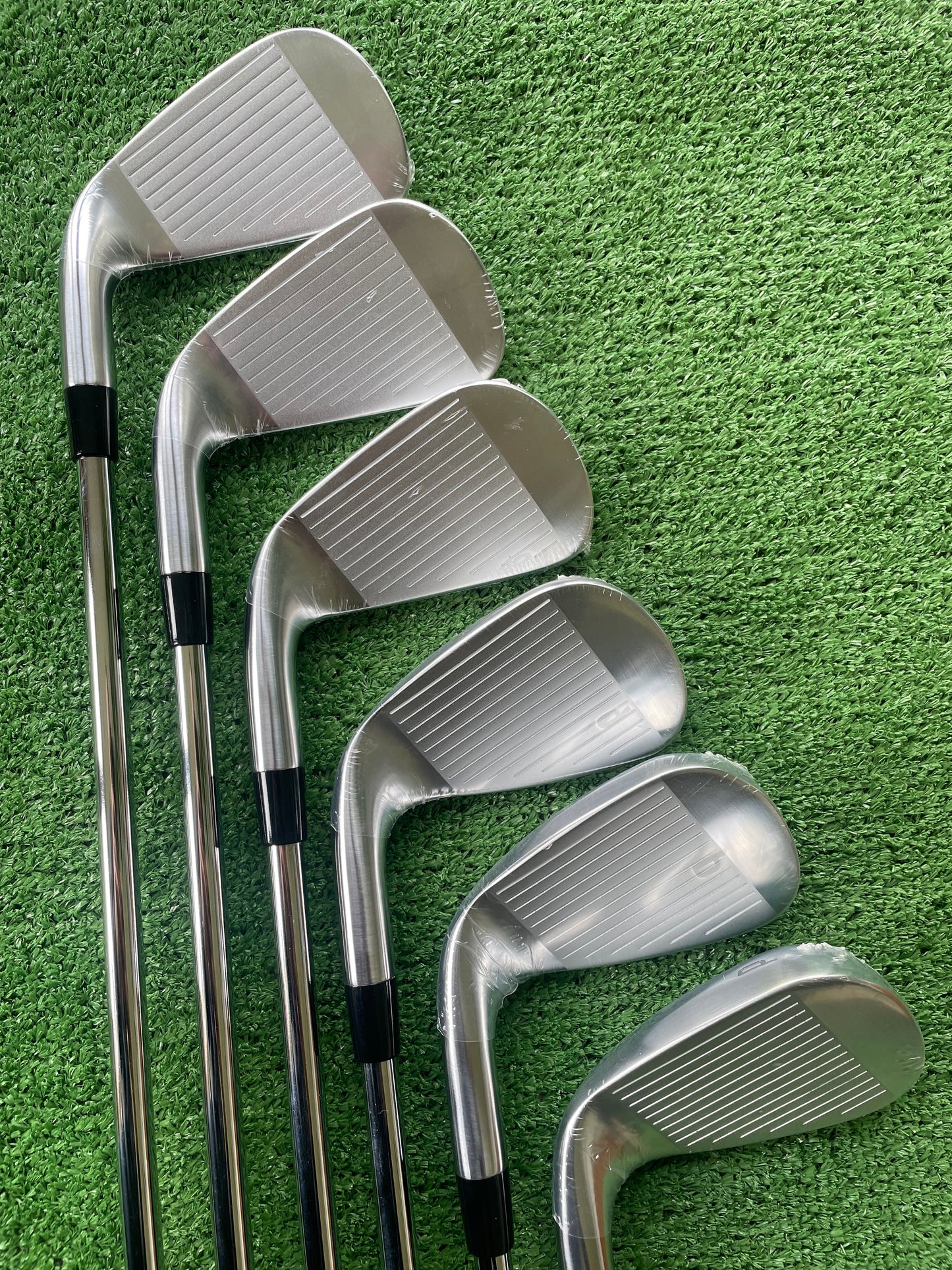 Callaway Quantum Max Irons 5-PW Regular Flex Right Handed Mens Golf Clubs