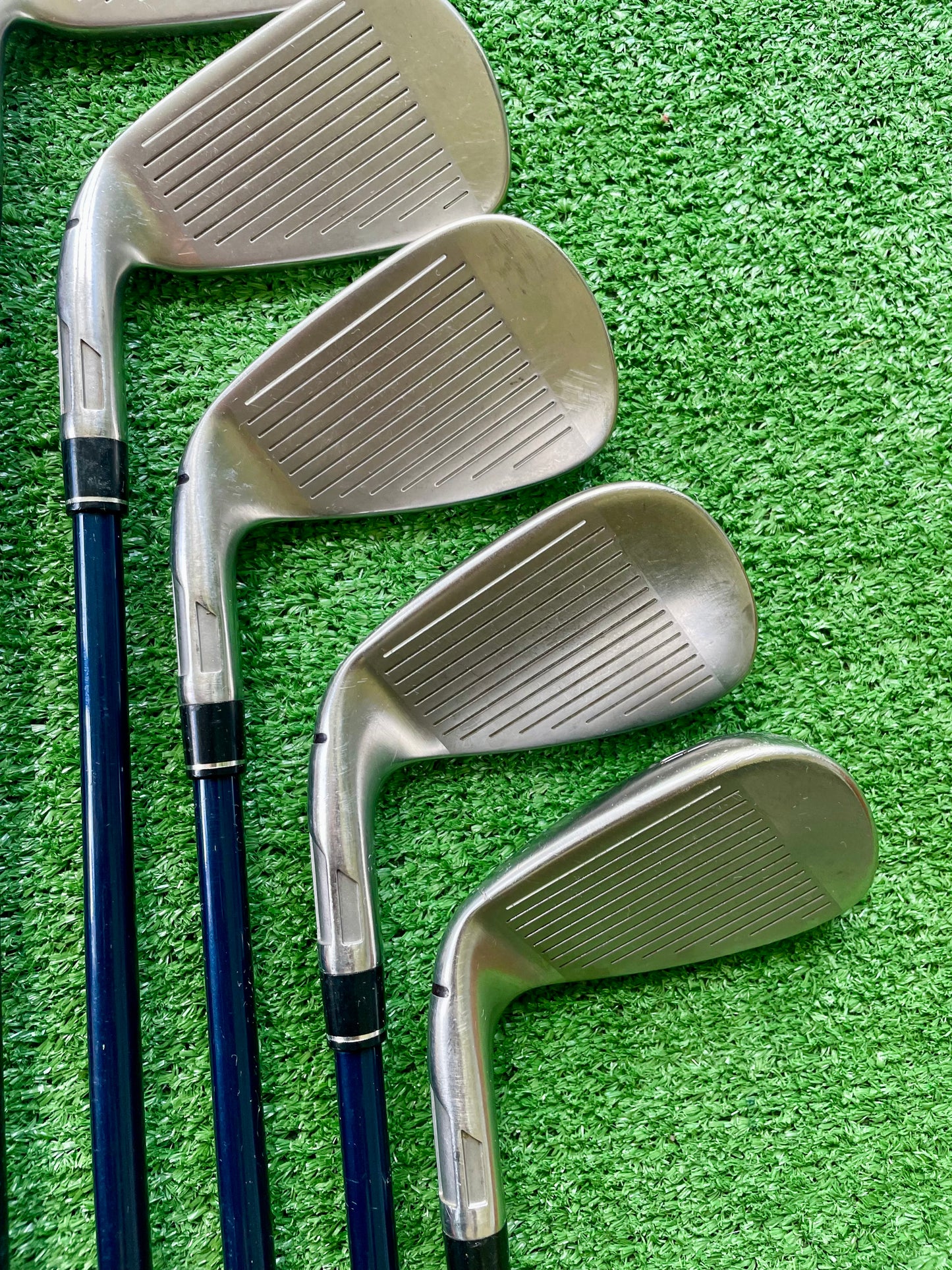 Taylormade Sim 2 Max Irons 5-PW Regular Flex Graphite Right Handed Mens Golf Clubs